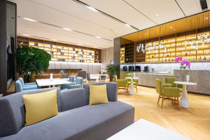 Holiday Inn Express Chengdu Huanhuaxi By Ihg-Near Jinsha Site Musem,Near Wuhou Temple Museum,Welcome Drinks,Free Gym,Free Self-Service Laundry Čcheng-tu Exteriér fotografie