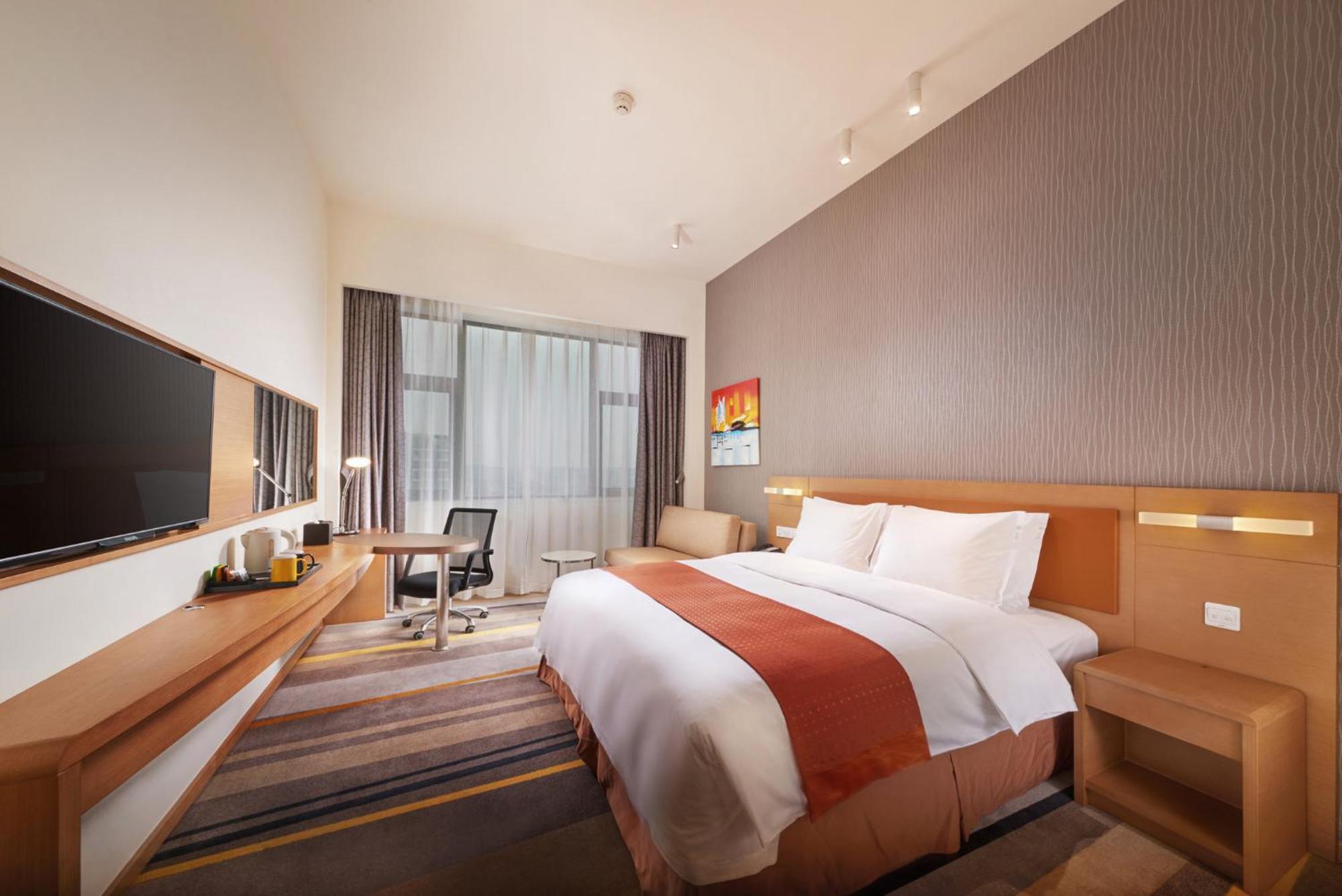 Holiday Inn Express Chengdu Huanhuaxi By Ihg-Near Jinsha Site Musem,Near Wuhou Temple Museum,Welcome Drinks,Free Gym,Free Self-Service Laundry Čcheng-tu Exteriér fotografie